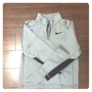 Nike Therma-fit